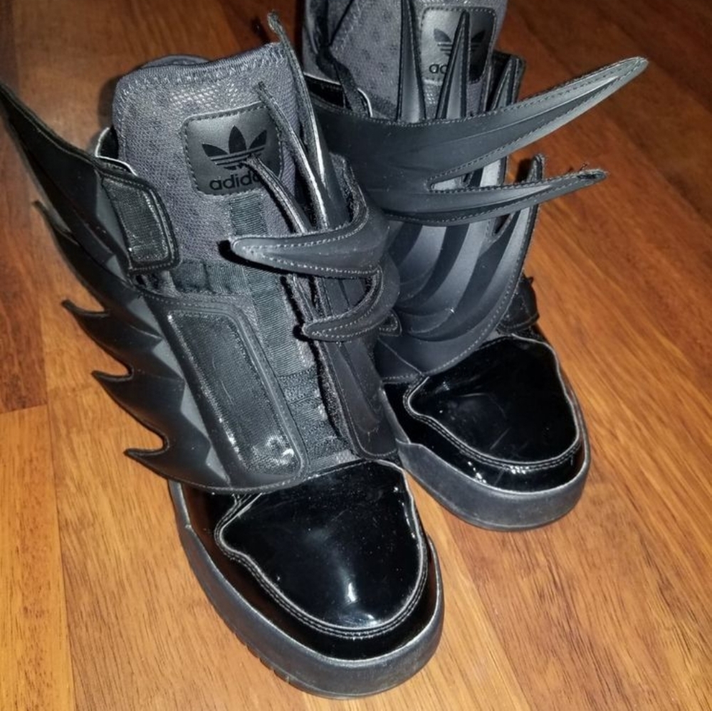 Jeremy scott 3.0 wings